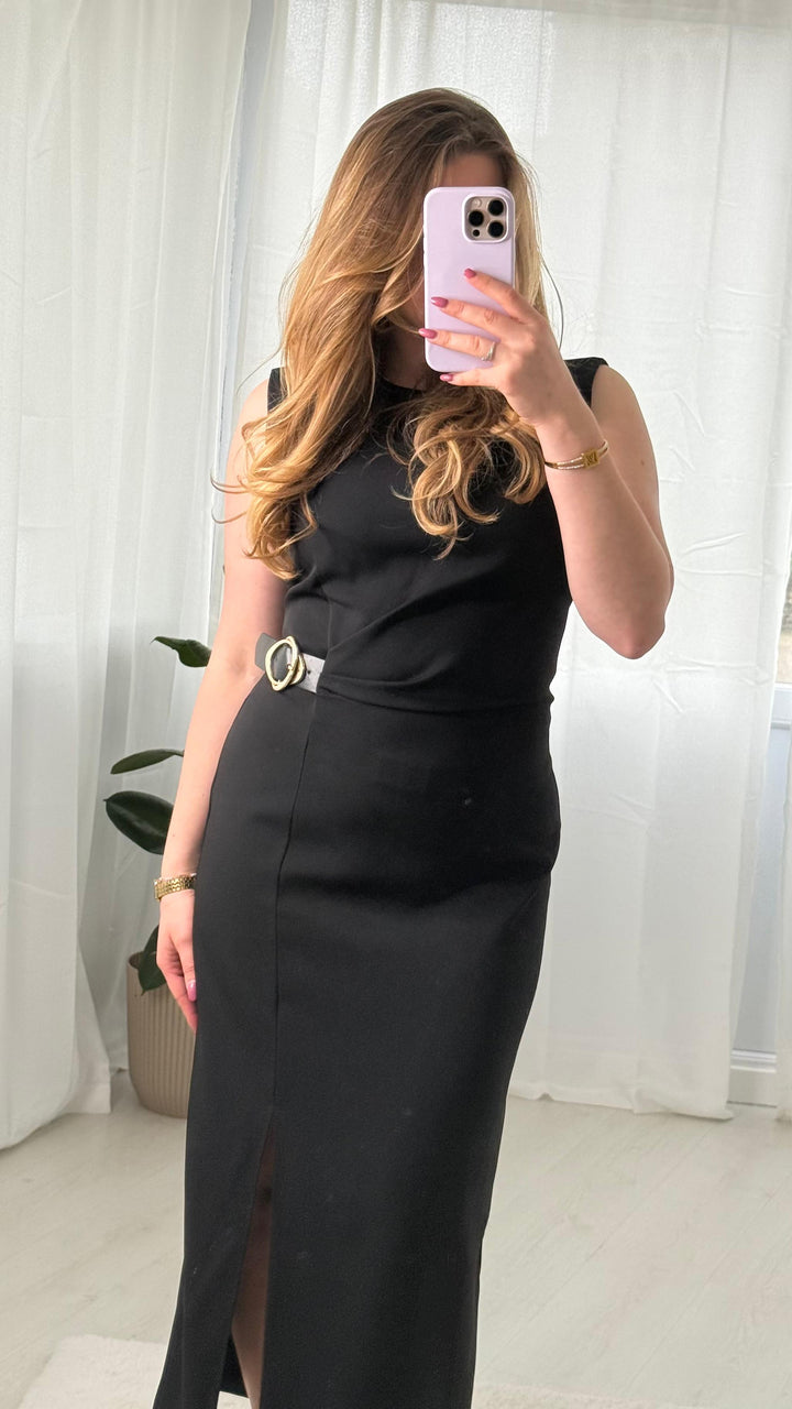 Robe élégante noir
