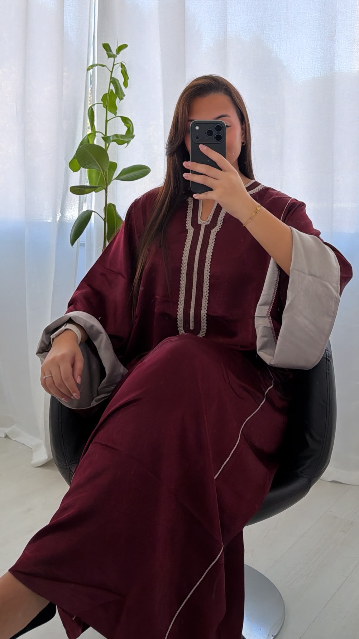 Abaya bordeau