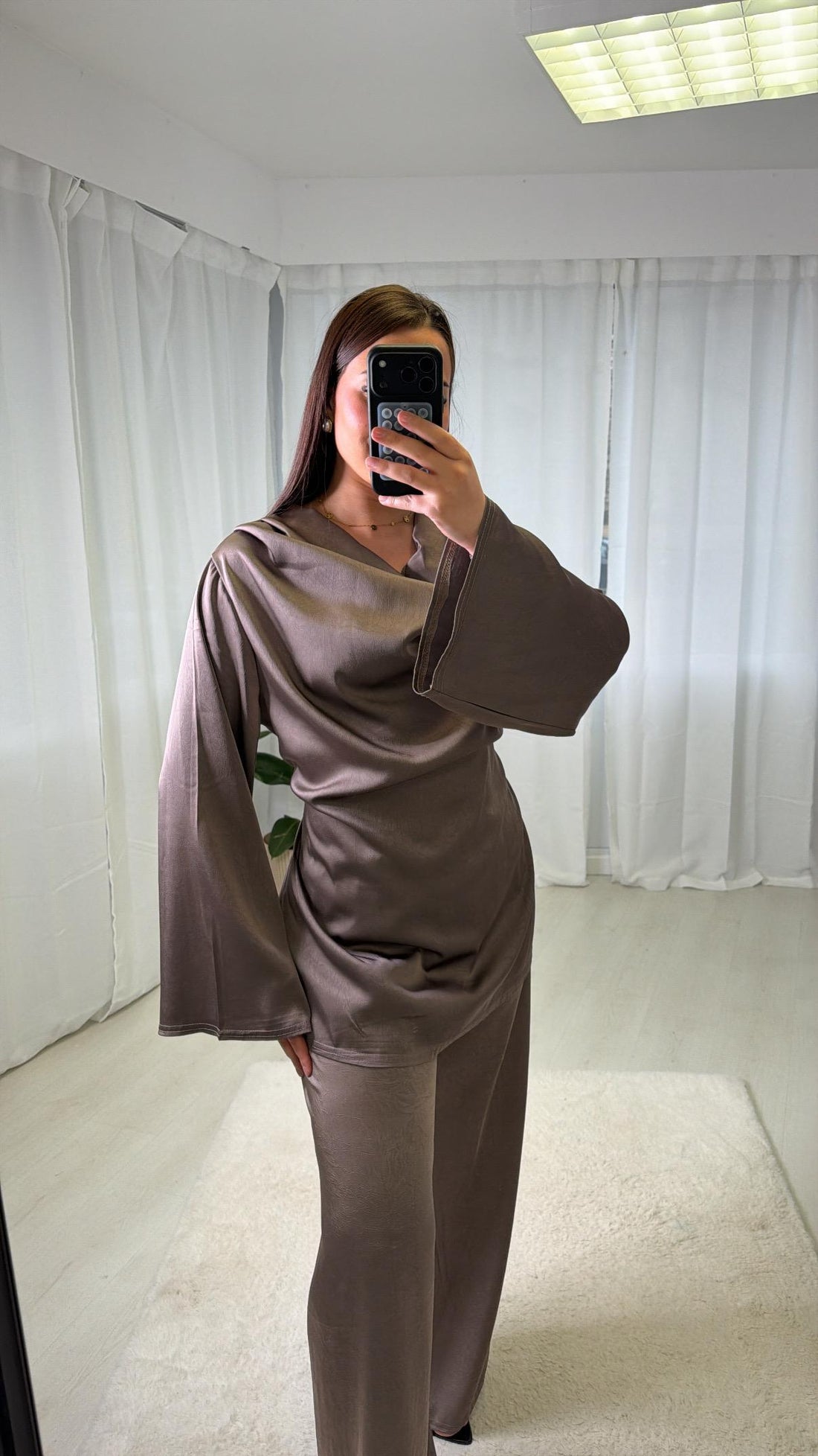Ensemble en satin