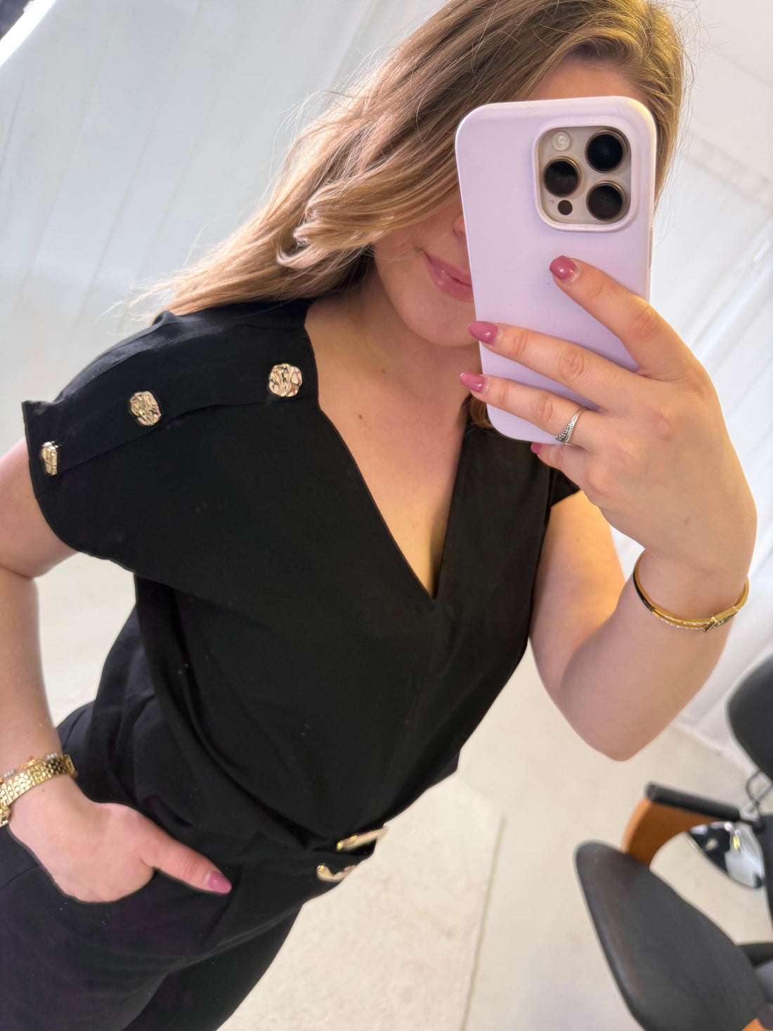 Ensemble noir fluide