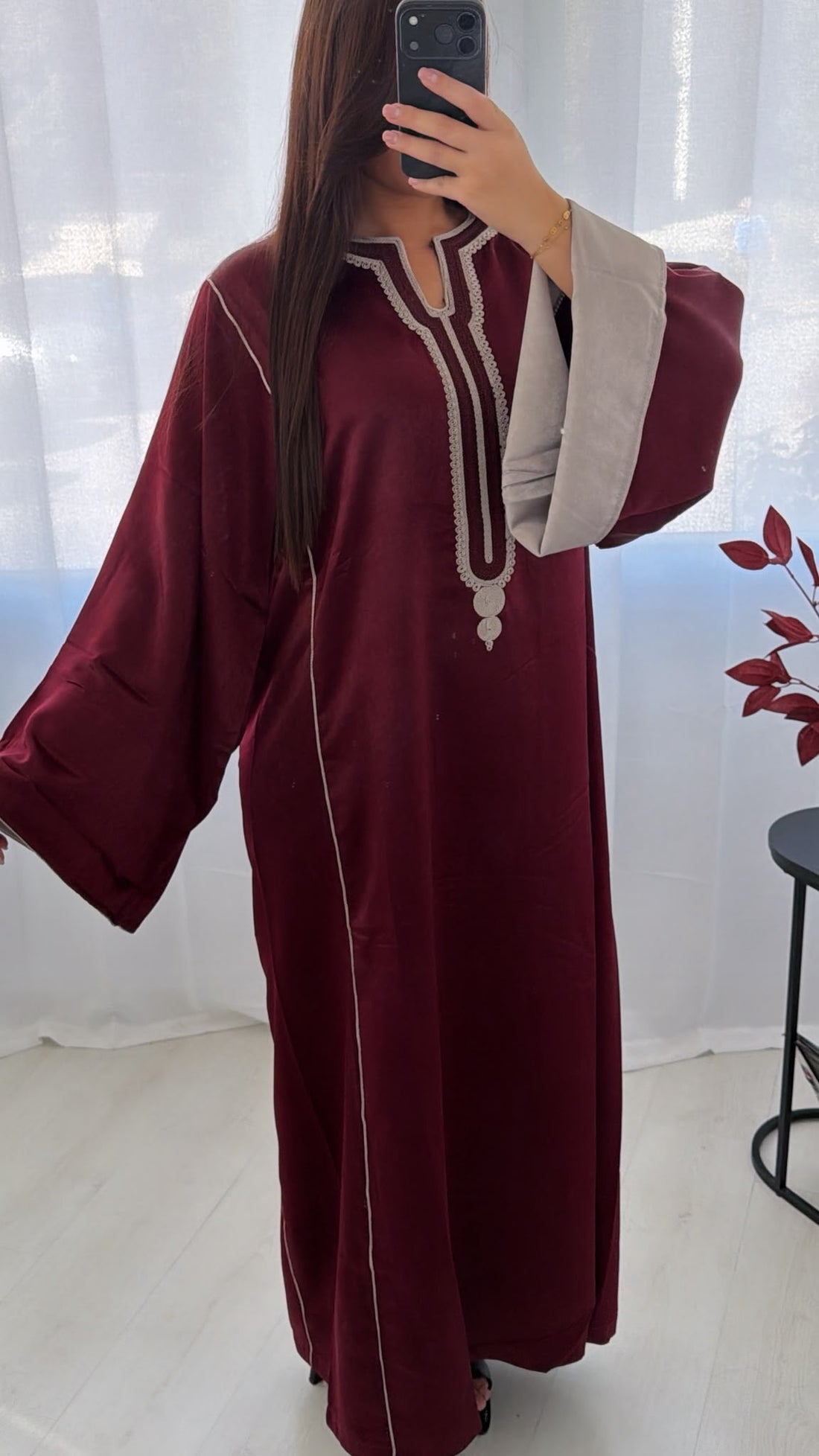 Abaya bordeau