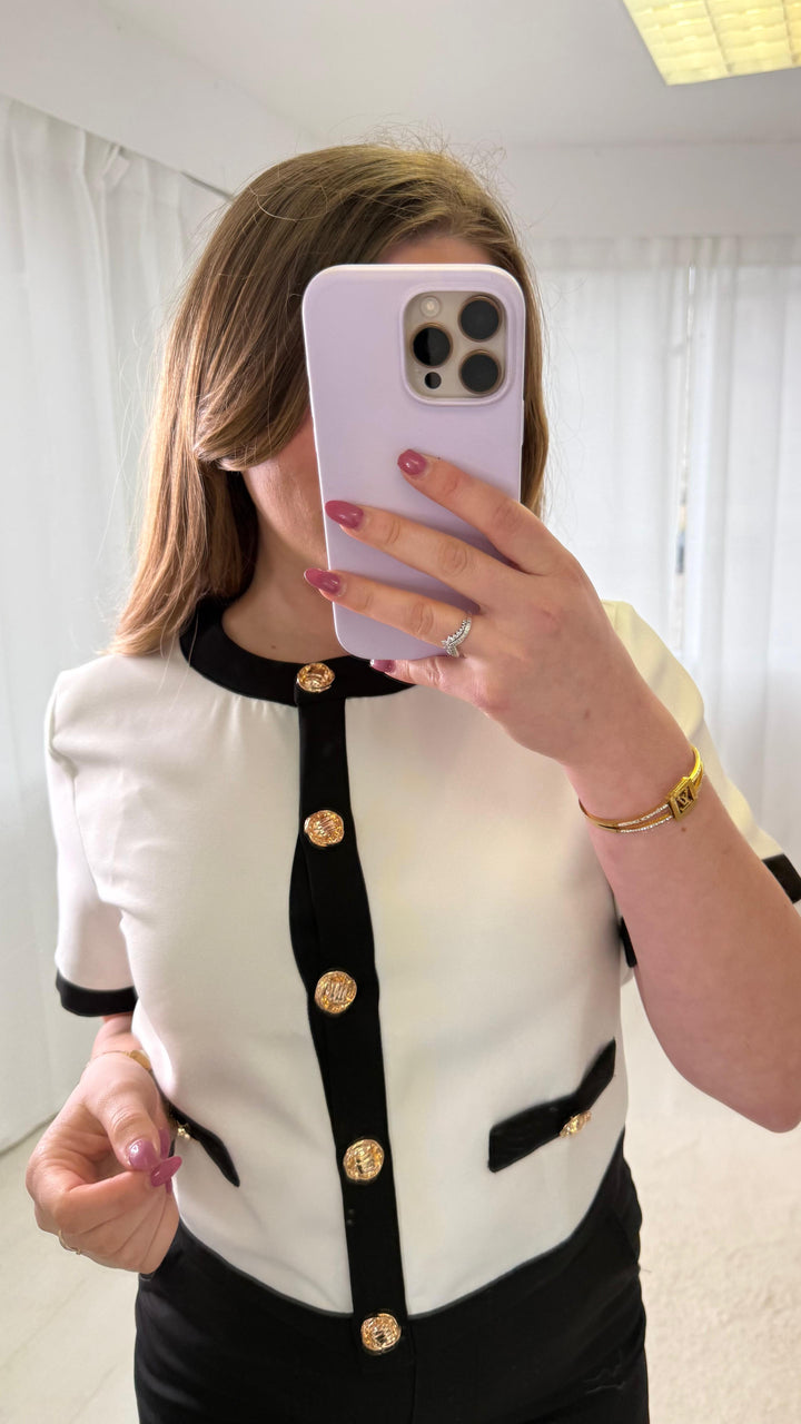 Ensemble intemporelle noir et blanc