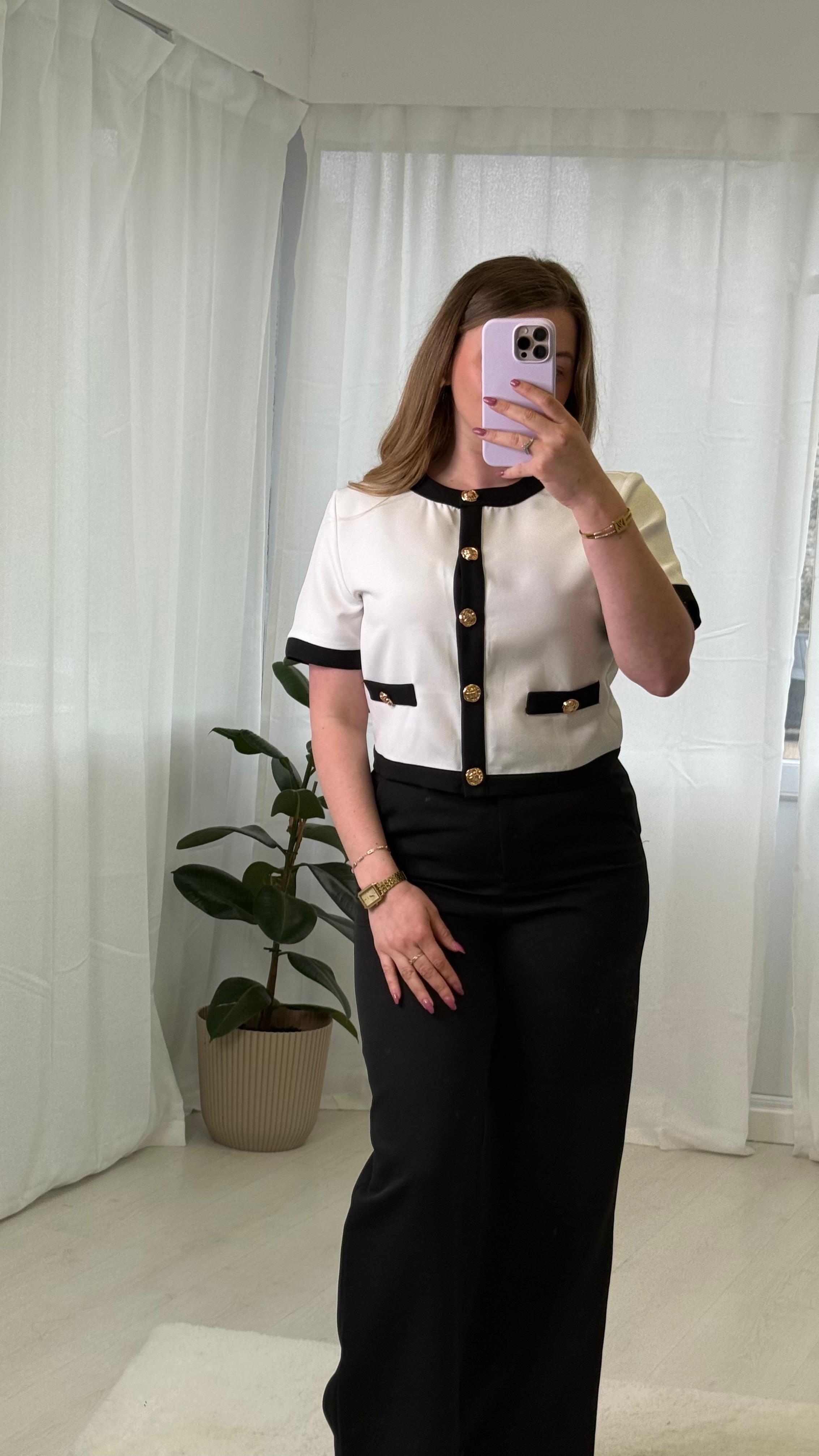 Ensemble intemporelle noir et blanc