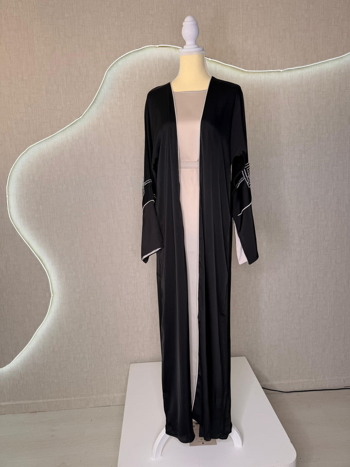 Abaya noire perlée